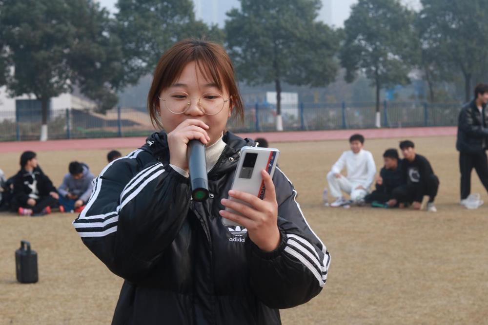 dcbdb460d5574f07b5392fdd470cbfc8.Jpeg