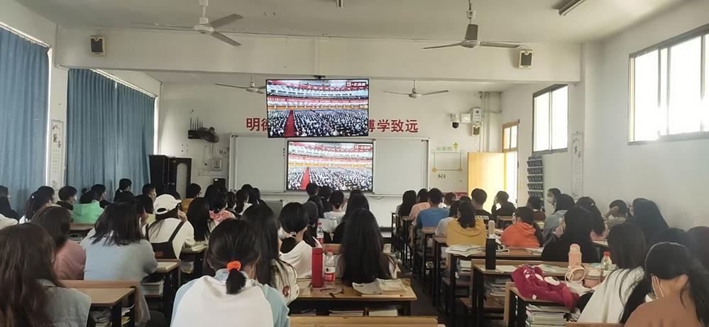 9cdf444397a646059d577c5e3af7f70b.jpg 9cdf444397a646059d577c5e3af7f70b.jpg