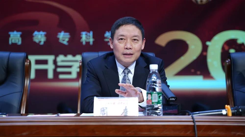 8b8d815c459c4478ae80319e05a2a22e.jpg 8b8d815c459c4478ae80319e05a2a22e.jpg