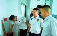 我校开展开学前校园安全大检查