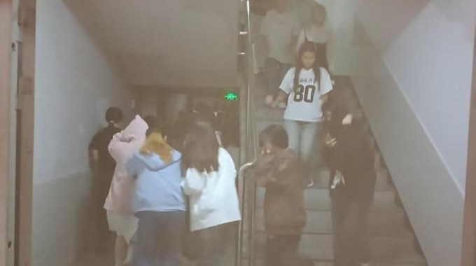 益阳医专开展学生宿舍夜间消防疏散演练