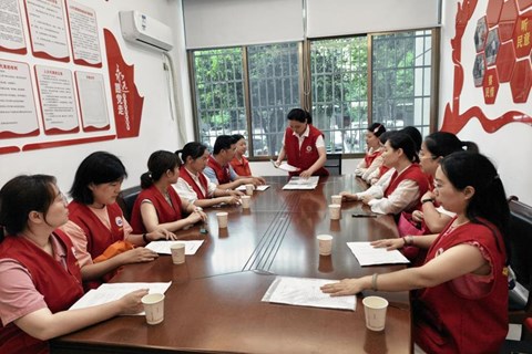 深化党建引领，服务零距离，护理学院教工支部走进银东社区开展综合健康服务