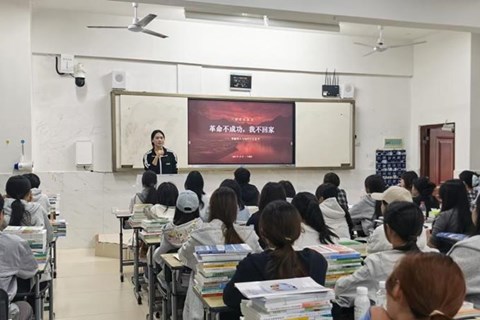 推门十分钟 长征入心来 | 逐梦社区＂硬核天使说＂宣讲团长征精神宣讲侧记