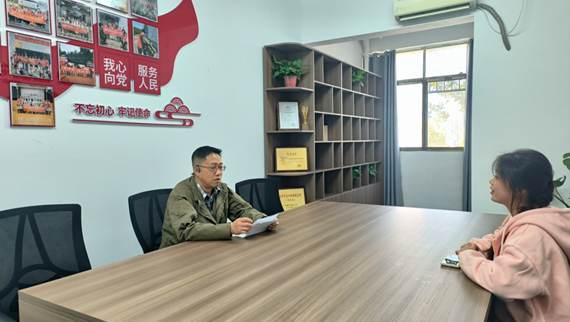 书香社区|暖心帮扶，助力成长：党总支书记与学生开展“一对一”交流