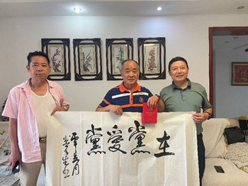 益阳医专开展“七一”走访慰问活动